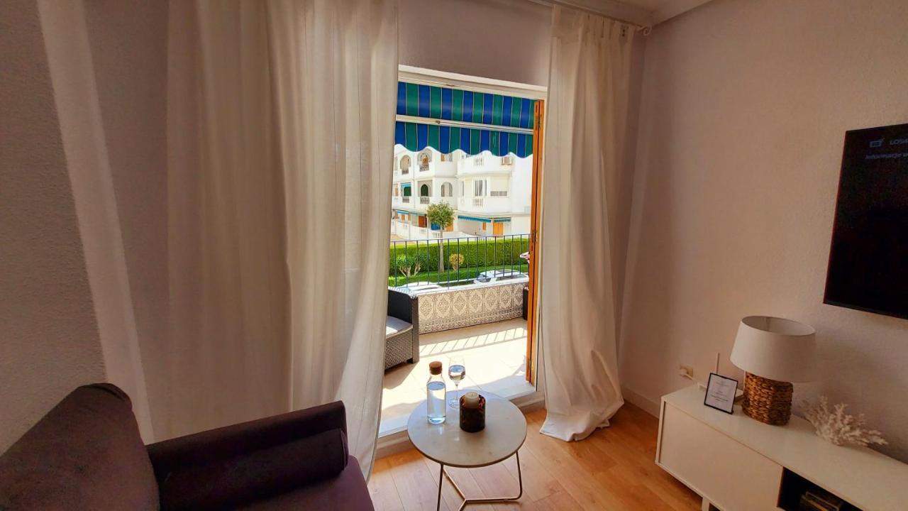 At Costa Blanca - Cozy Apartment With Pool Ла-Мата Экстерьер фото